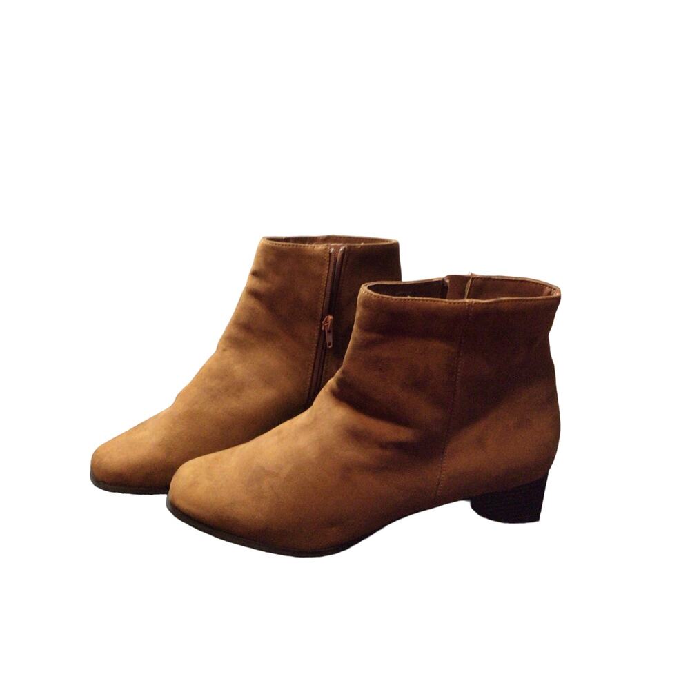 Classique Brown Boots Women Size 12 W